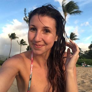 Meet your Posher, Nina